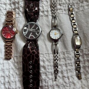 Women’s Quartz watch bundle